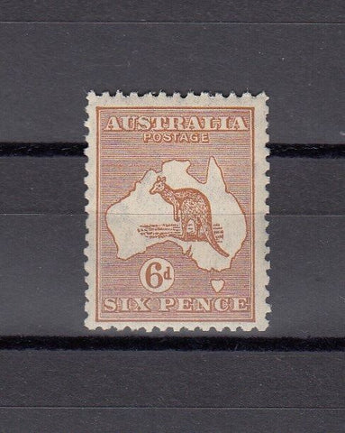 AUSTRALIA 1931/36 SG 132 MINT Cat £40